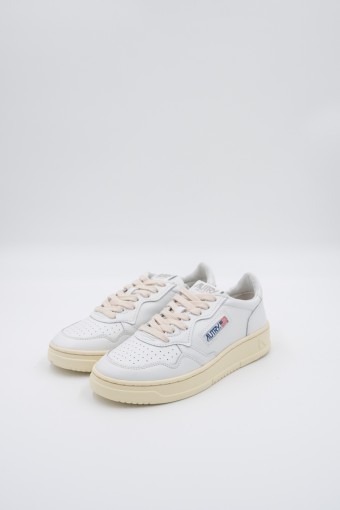 AUTRY SNEAKERS 01 LOW WOMEN...
