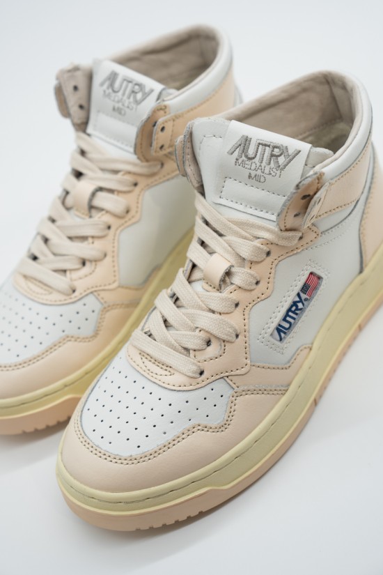 AUTRY MEDALIST MID SNEAKER WOM AUMW WB28 Size 37 Color LEAT