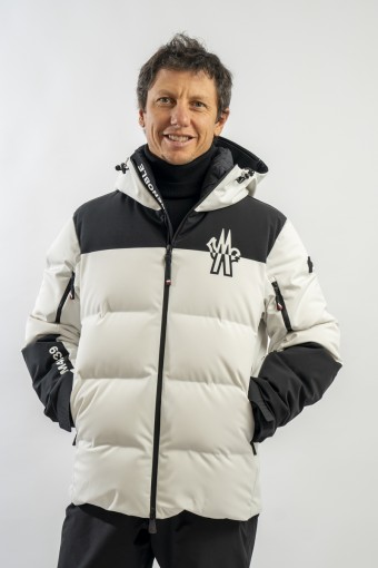 MONCLER CURTIS JACKET 1A000...