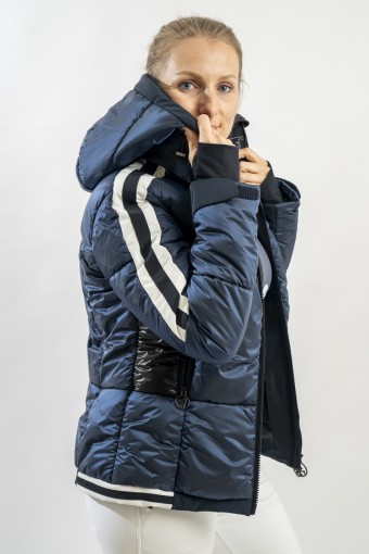 TONI SAILER ODILE BLACKTONE...