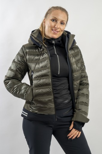 TONI SAILER RUBIE SPLENDID...