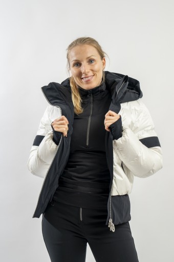 TONI SAILER LORETTA SKI...