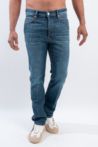 NINE INTHE MORNING ASTHOR...