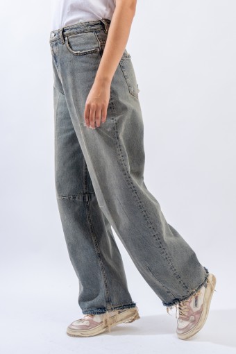 NINE INTHE MORNING SOFY...