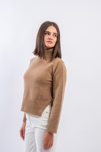KANGRA TURTLENECK WITH...