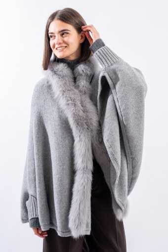 REGINA ROUND OPEN PONCHO 51004